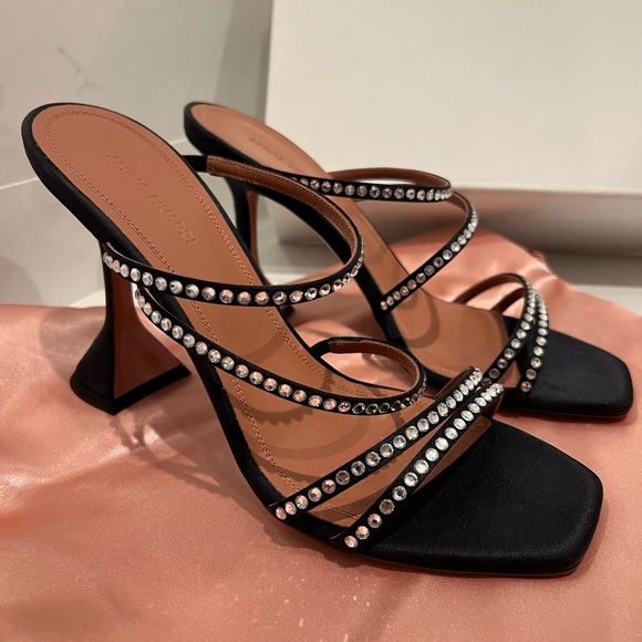 New!✨💯Amina Muaddi Naima Crystal Sandal, Black Size 39 and 9 - Picture 5 of 12